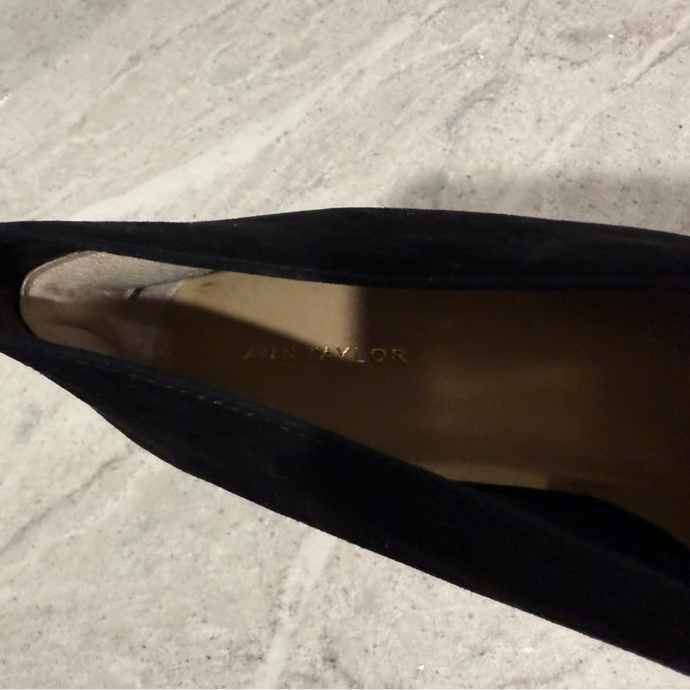 Ann Taylor black suede “shooties” heels never worn - Picture 6 of 7